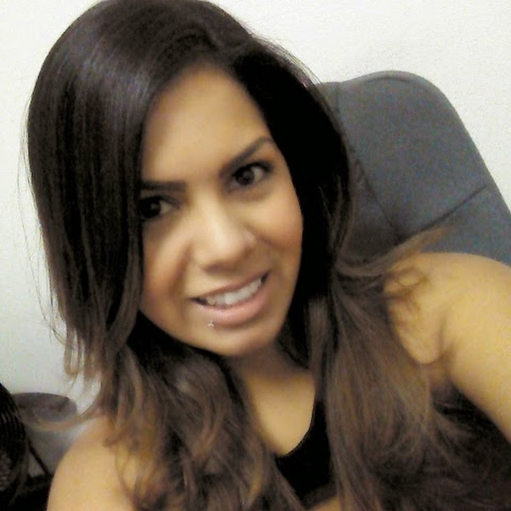 Meet your Posher, Ana